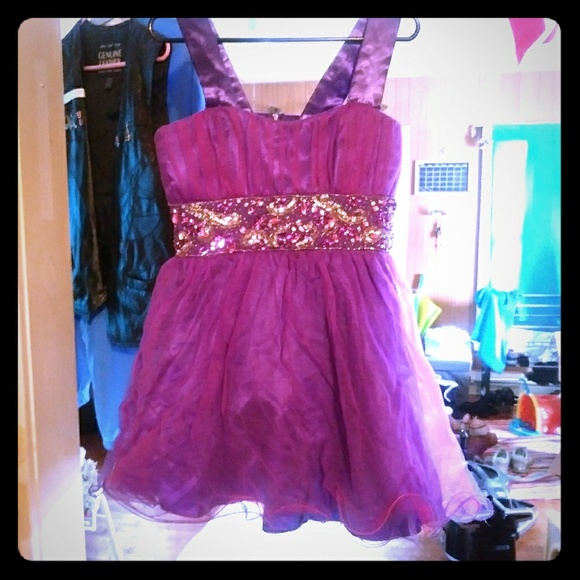 Dresses & Skirts - Purple Homecoming Dress